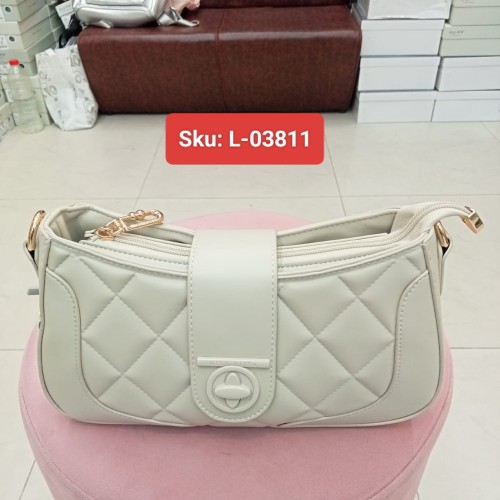 Ladies Quilted Lock Shoulder Bag