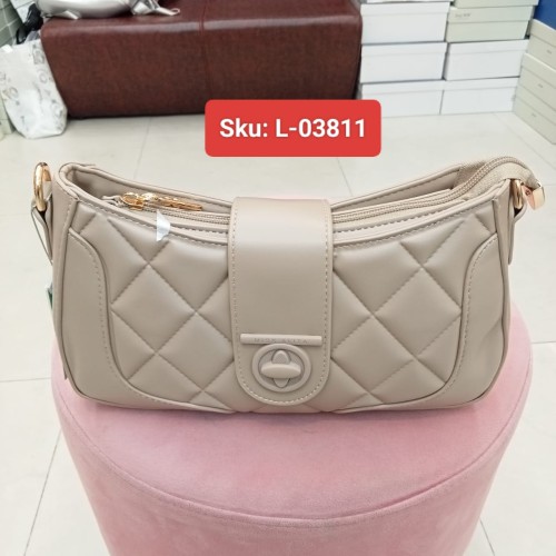 Ladies Quilted Lock Shoulder Bag