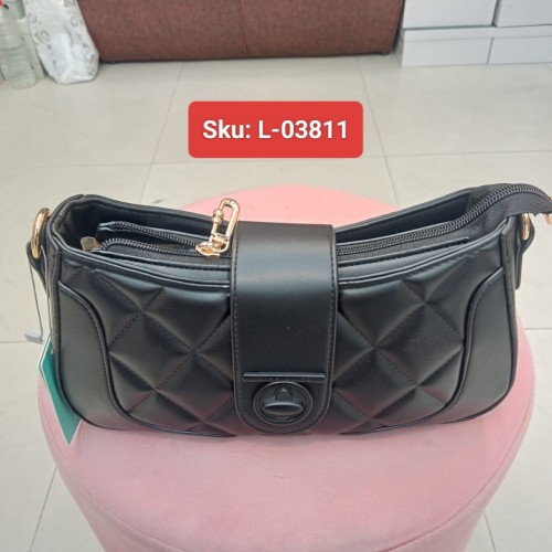 Ladies Quilted Lock Shoulder Bag