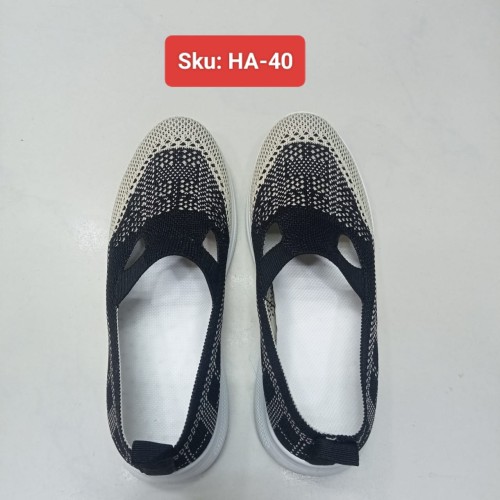 Ladies Breathable Knit Slip-On Sneaker