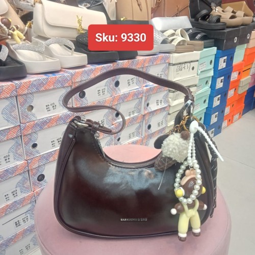 Trendy Handbag Collection