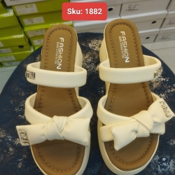 Ladies Bow-Accent Platform Wedge Slipper