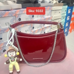 Elegant Handbag Collection